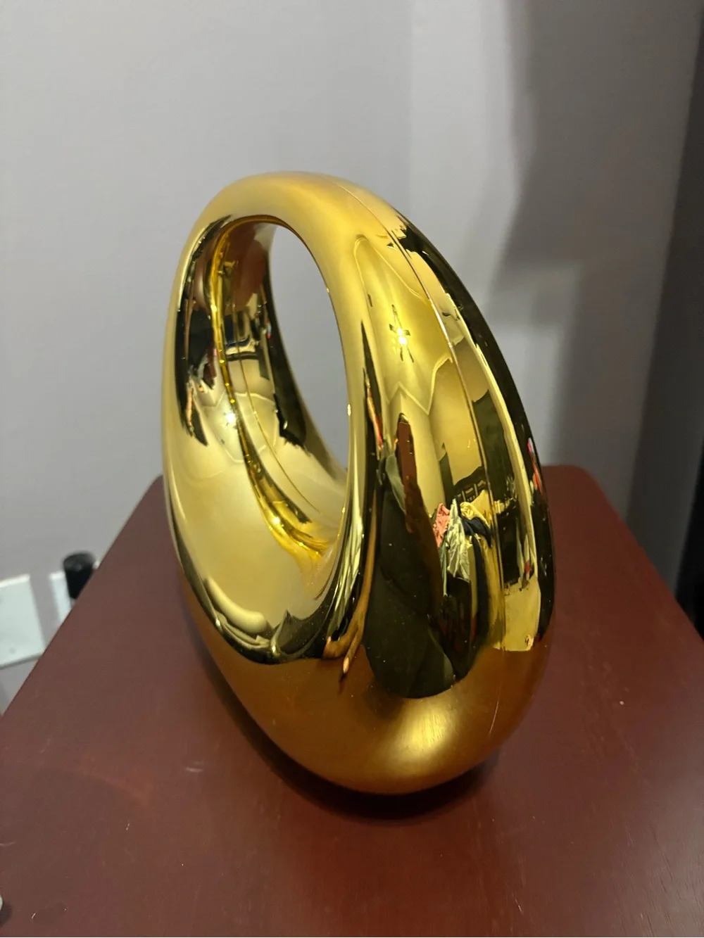 Gold Modern Oval Clutch Purse
